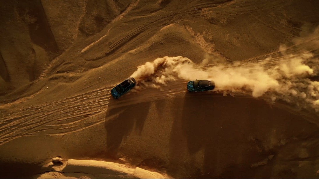 这是BYD位列全球十大车企行列,70年来,中国汽车品牌首次进入全球前十,中国汽车行业历史上首次销量超越合资品牌,也创造了汽车界的“双首次”,用实力,刷新中国汽车历史!