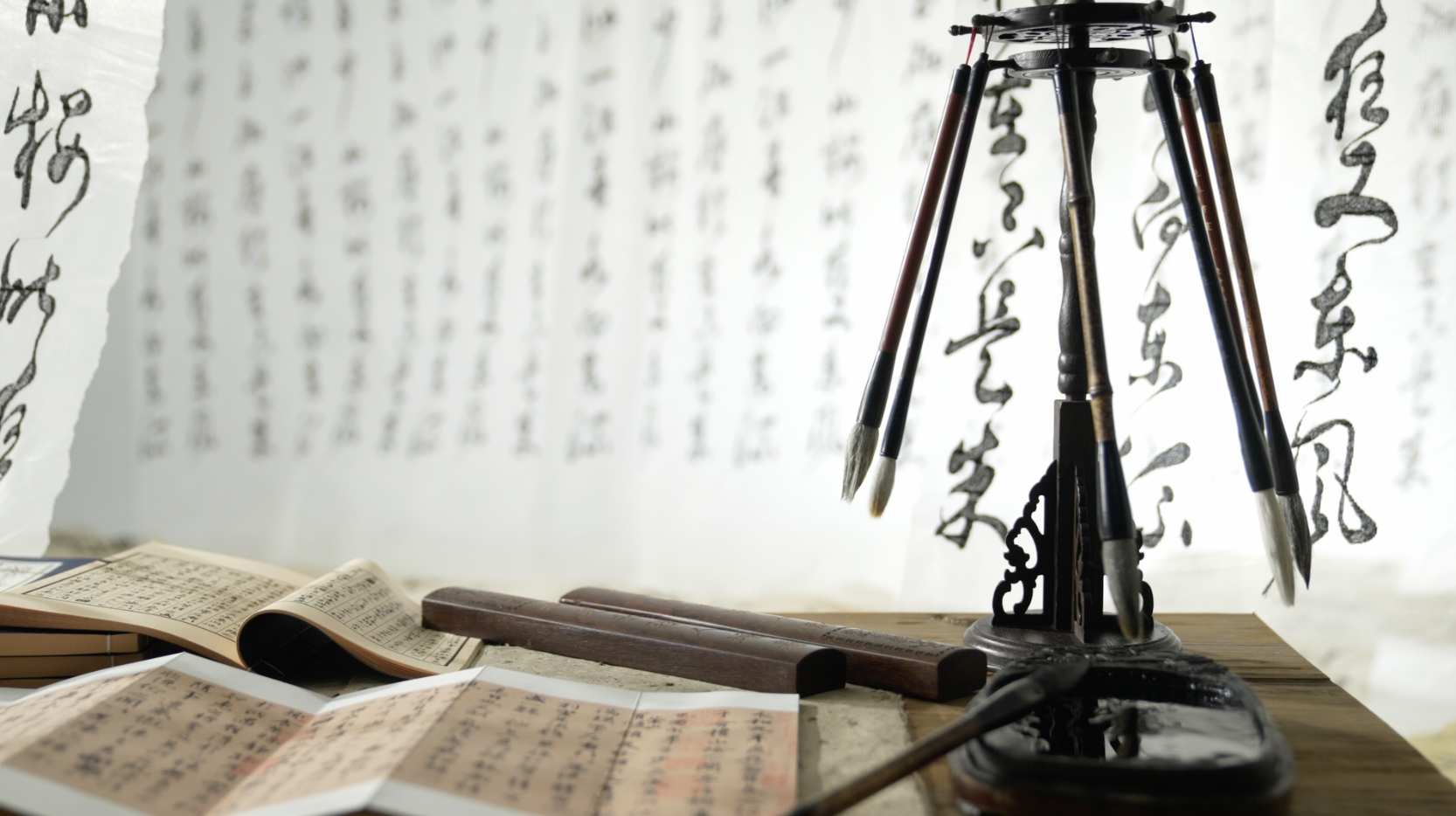 艺术空间书法风格笔墨纸砚视频素材