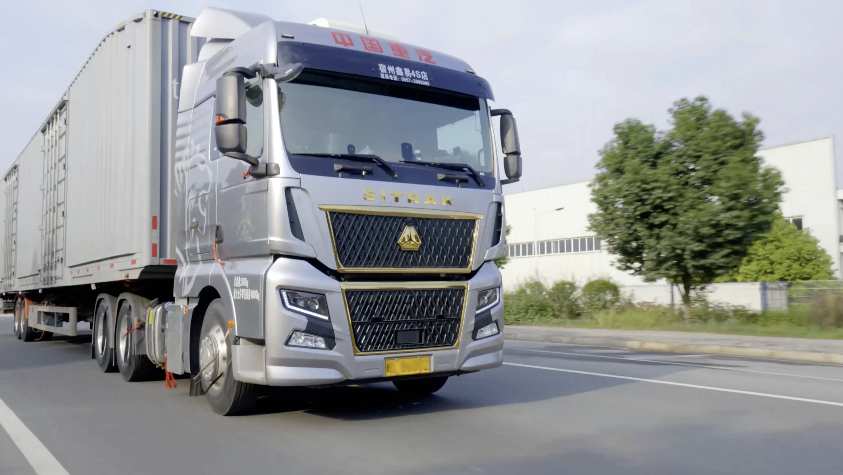 重汽卡车物流运输快递行业