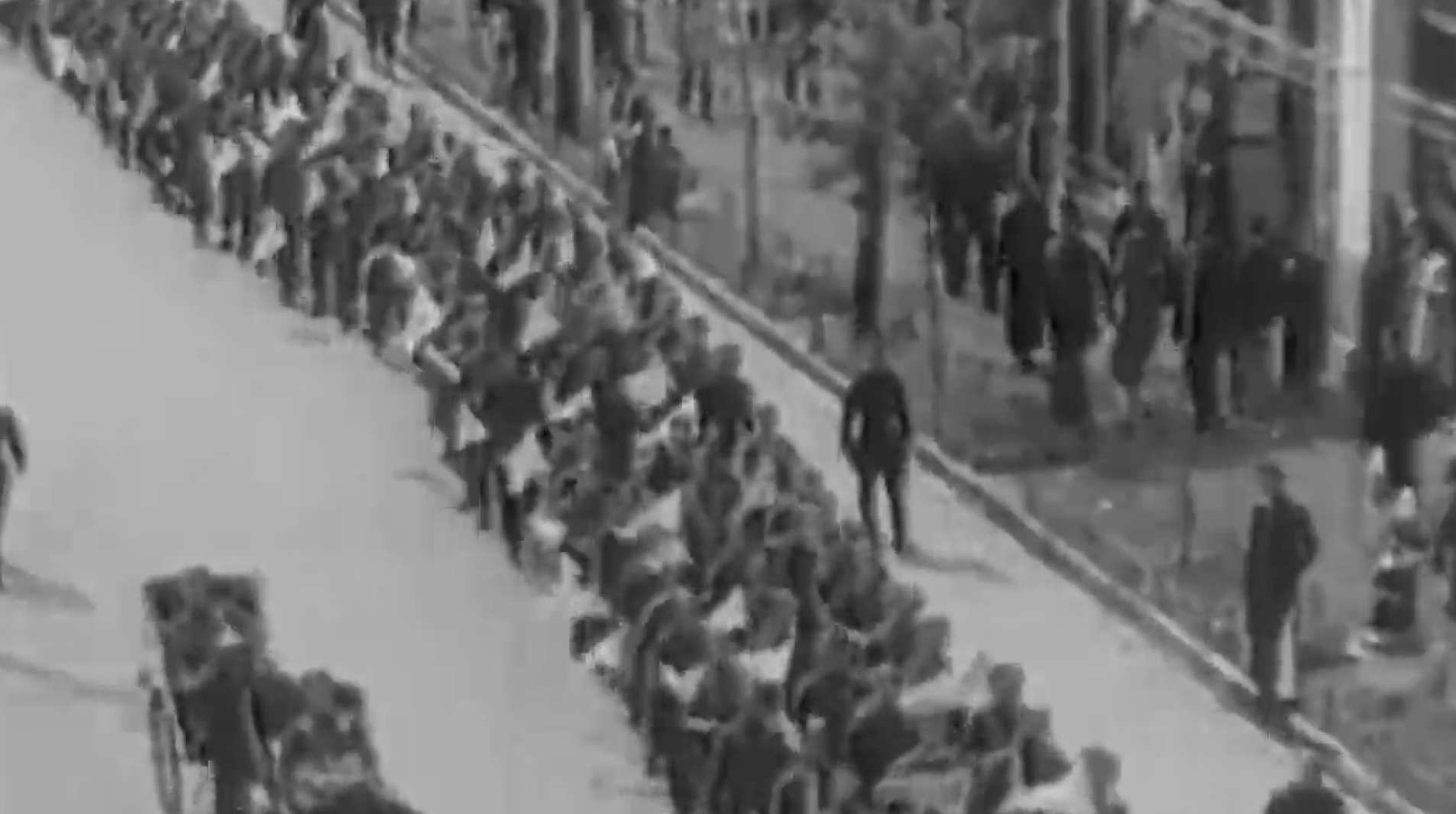 学生请愿宣讲抗日救亡