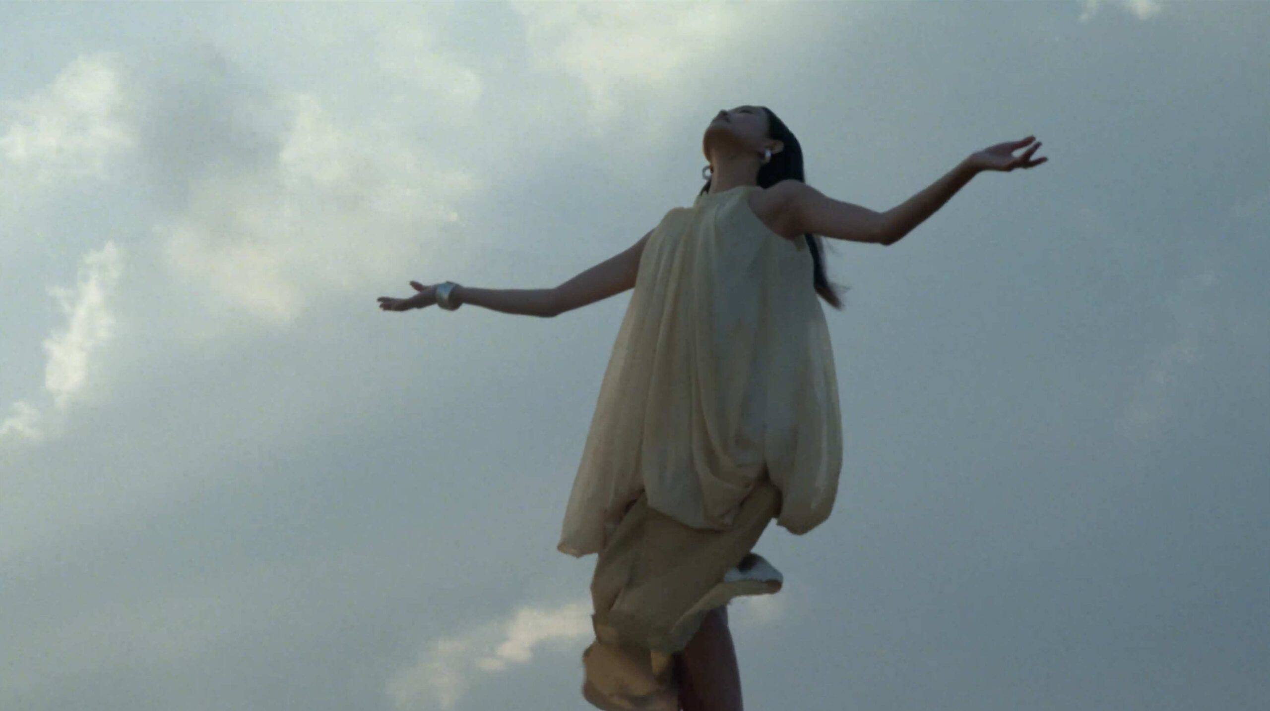 霸王茶姬 ｜ 酉星日寺