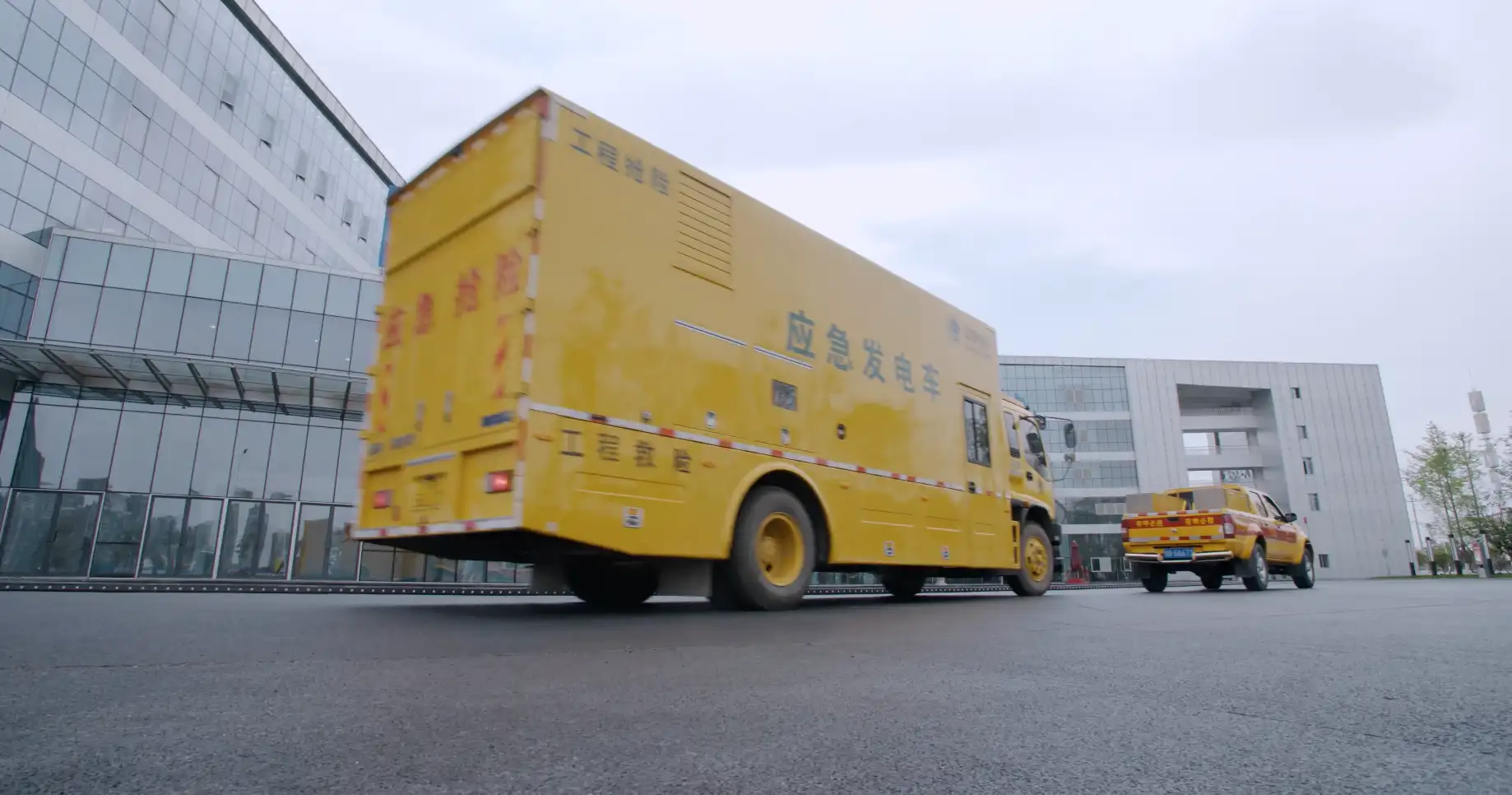 国家电网工电力人施工电力抢修党员服务队