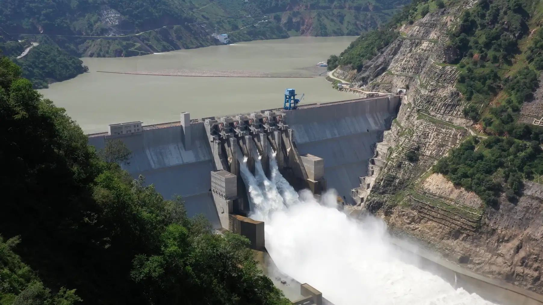 水电站大渡河泄浑航拍