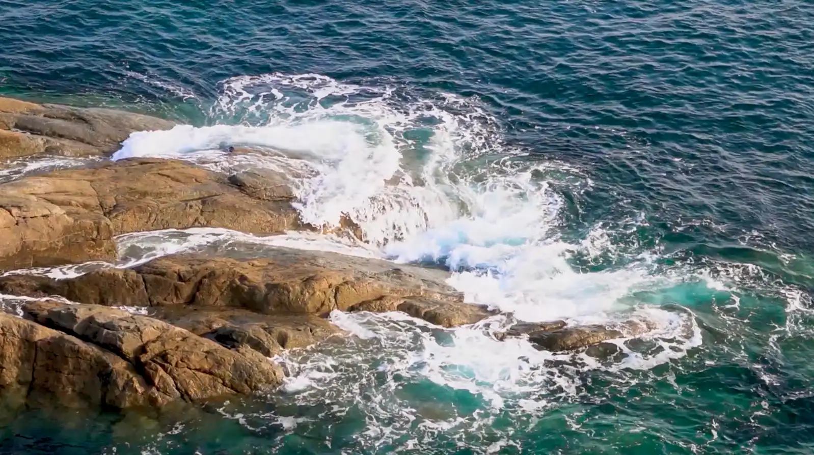 自然唯美大海浪花升格